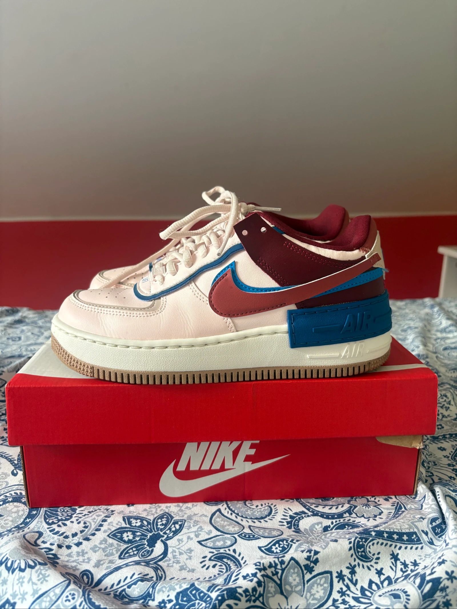 Nike 